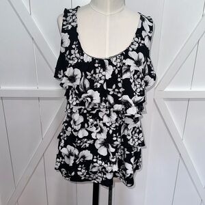 White House Black Market Women's Tank Top